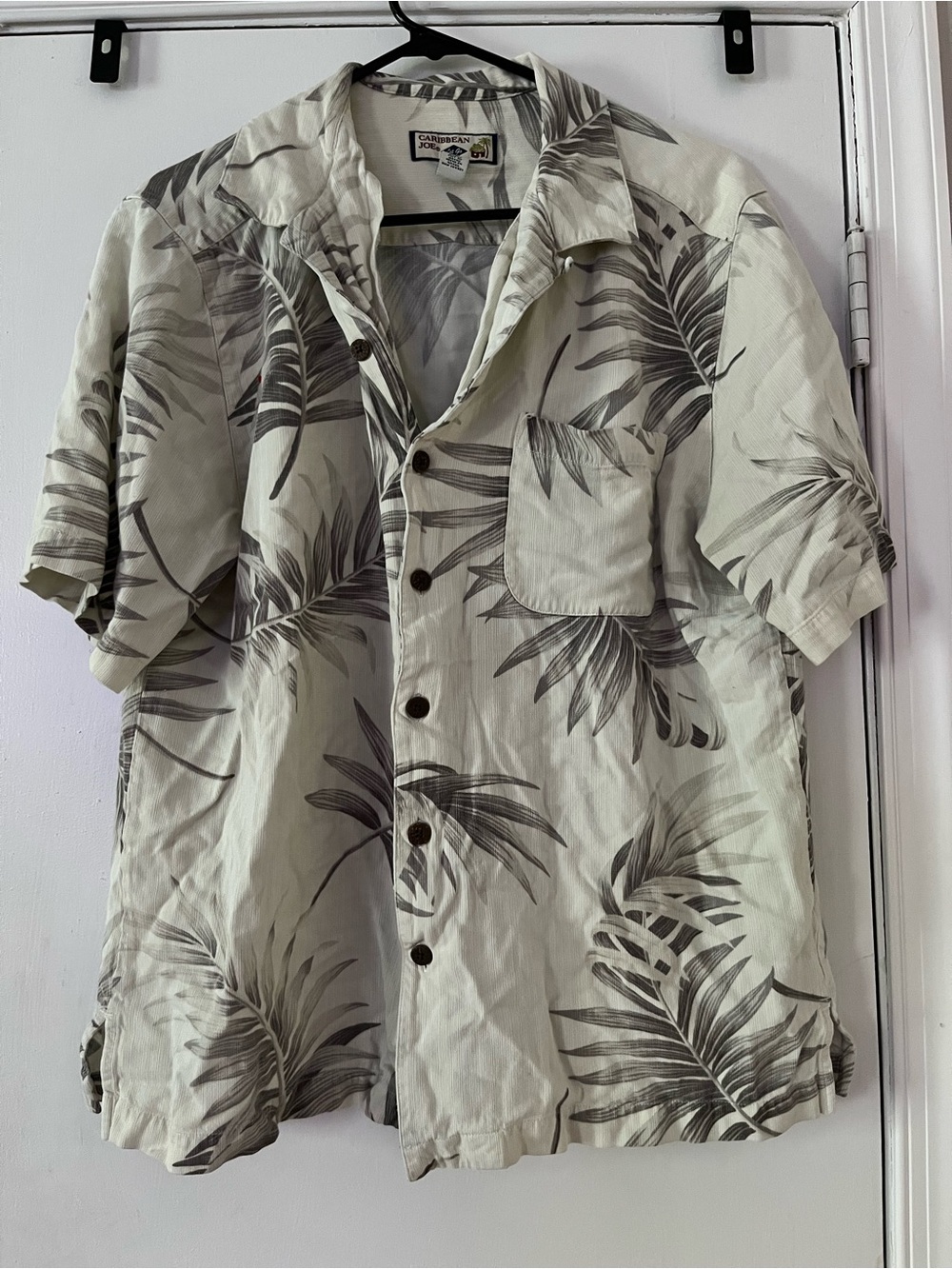Caribbean Joe Vintage Rayon Hawaiian Camp Shirt Mens Large Tropical Leaf Print
